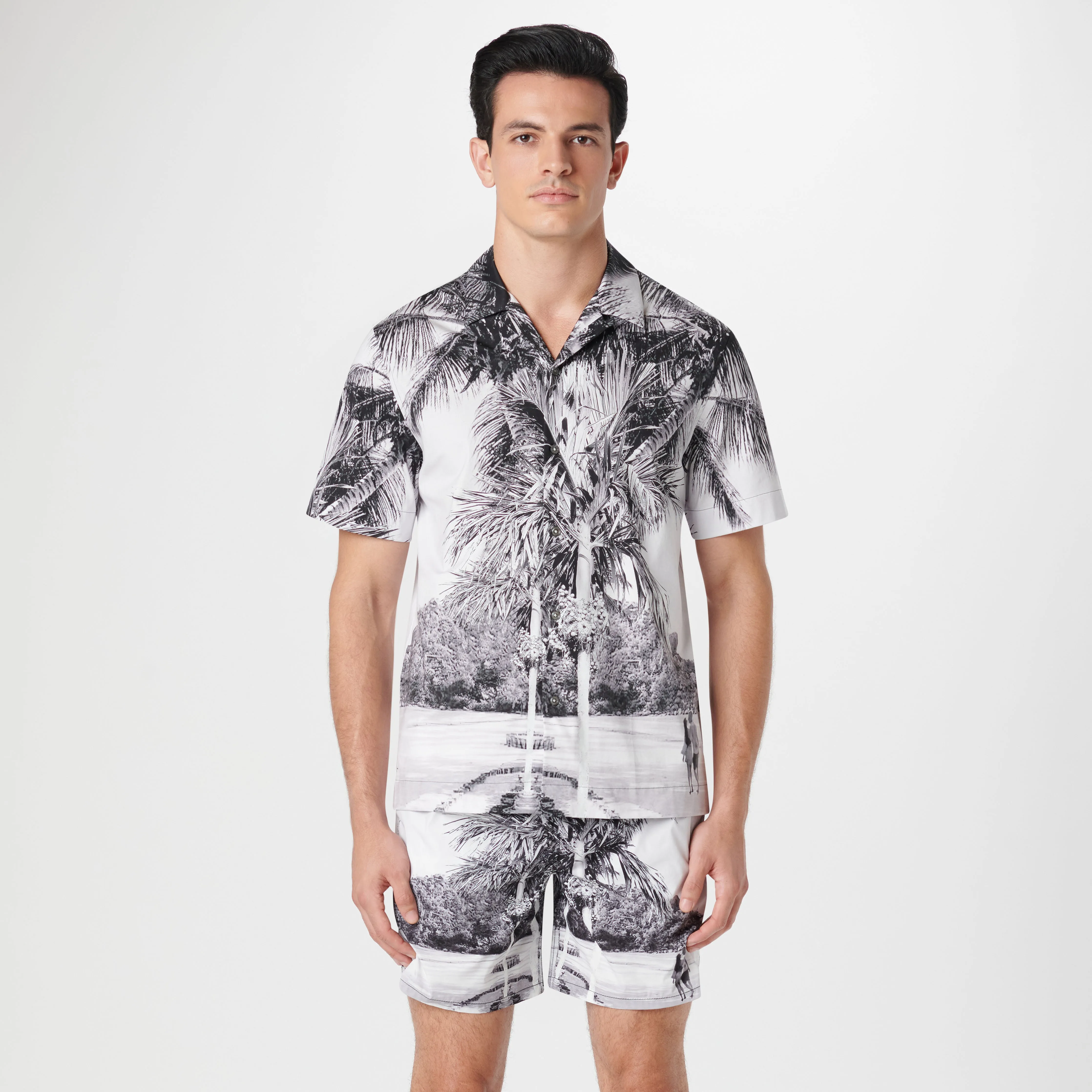 Cosmo Tropical Photoprint Swim Trunks