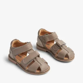 Sandal Closed Toe Bassi - gravel